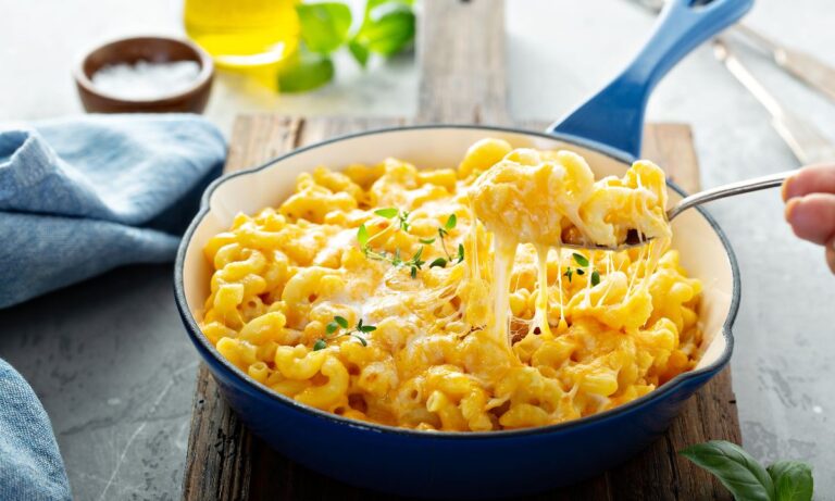 Baked Mac and Cheese with Crispy Bacon