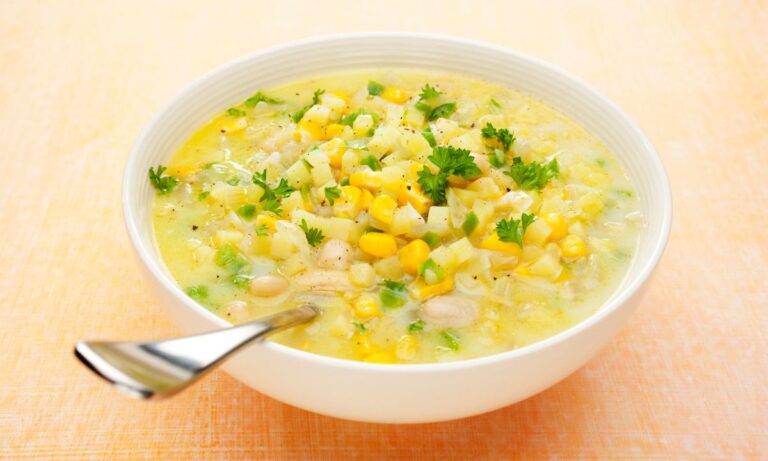 fresh summer corn chowder