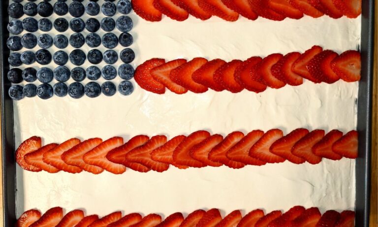 memorial day flag cake