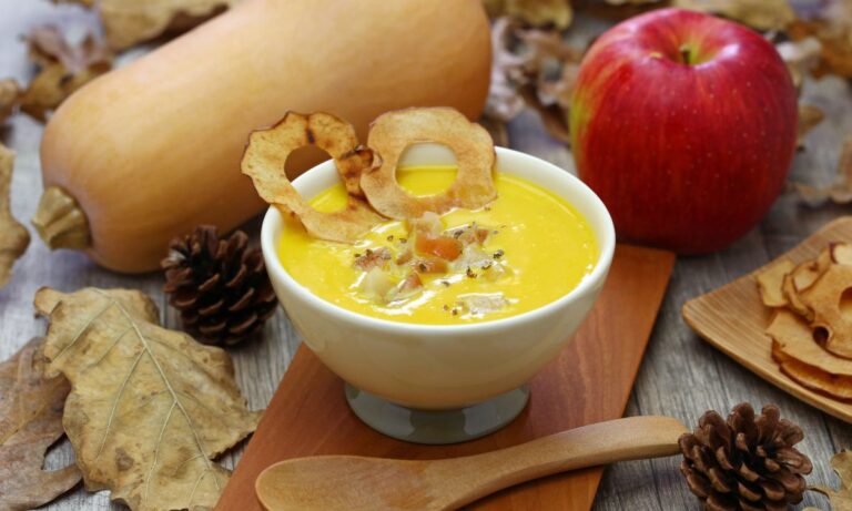 Butternut Squash and Apple Soup